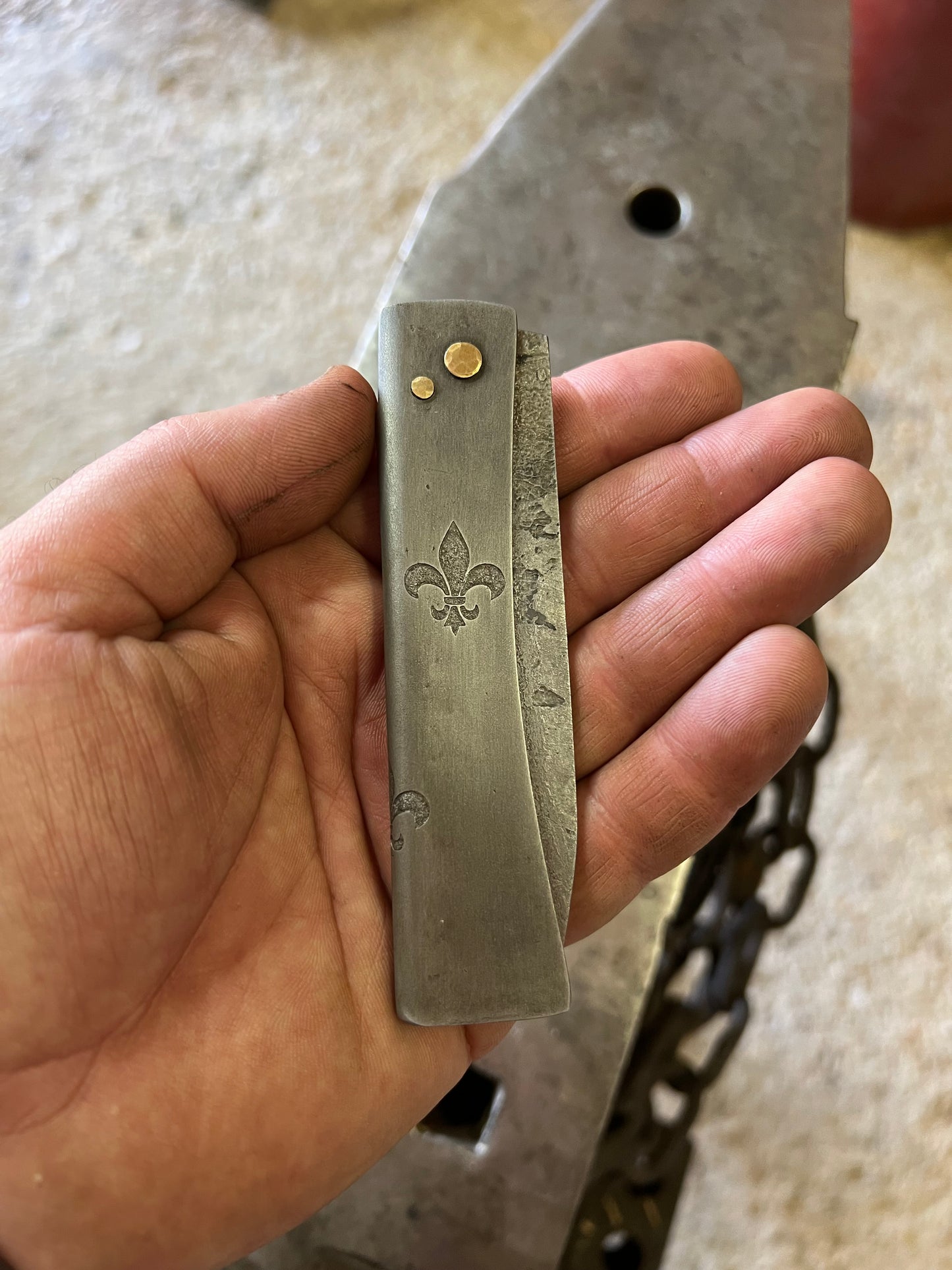 Pliant fleur de lys
