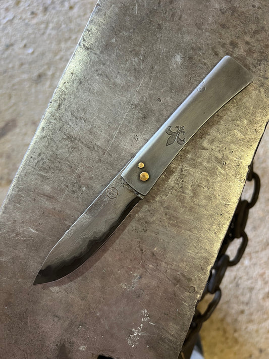 Pliant fleur de lys